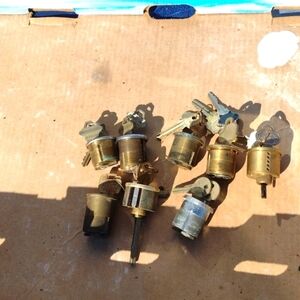 Cylinder Locks Lot(8)